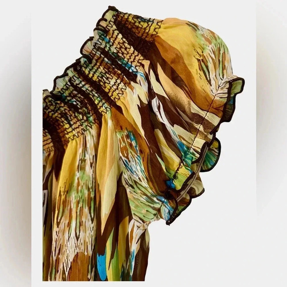 Blooming Rose sheer elastic neck and sleeve top sz L NWT #001 - Picture 2 of 4